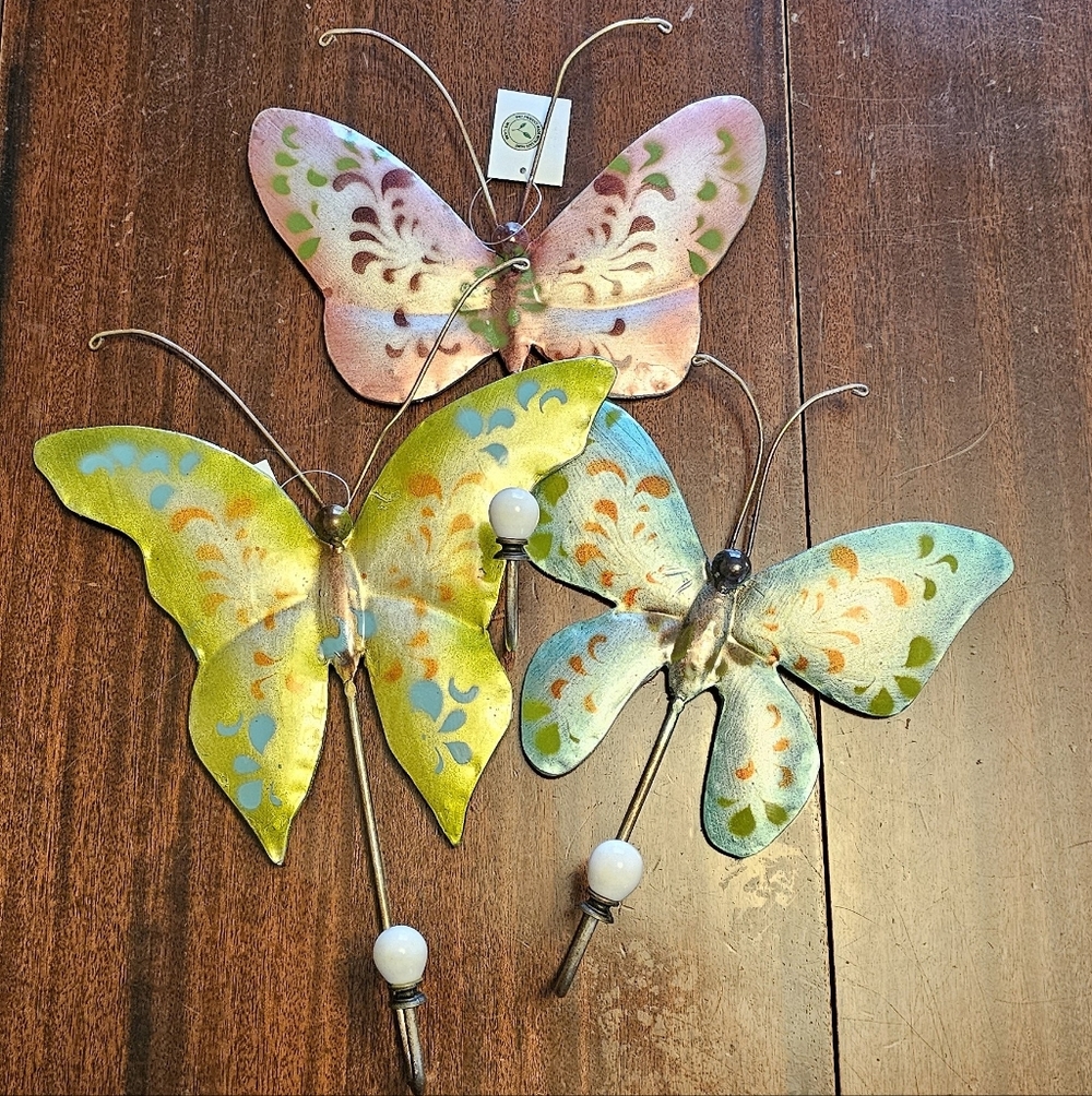 Set of 3 Hanging Painted Butterflies with Hooks Metal Wall Decor Home or Patio